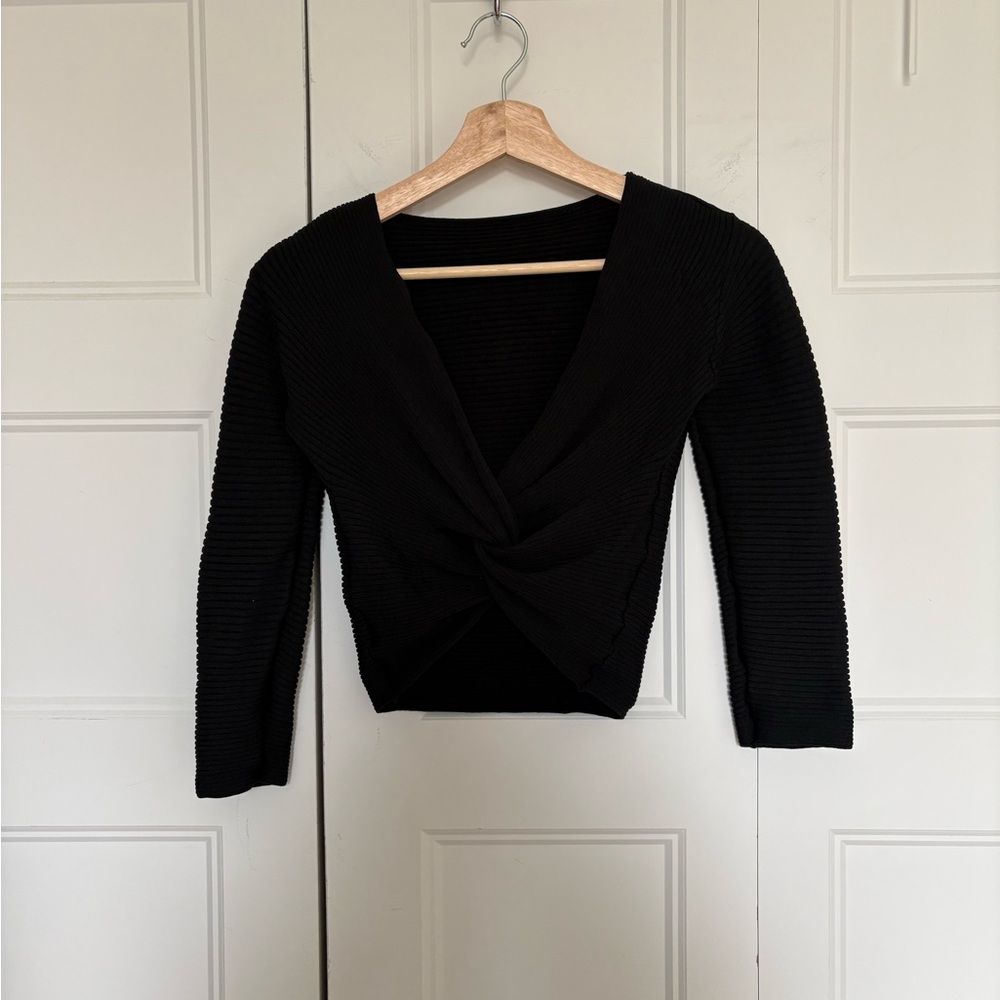Max and Co Black Twist-Knot Crop Top